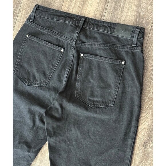 Zara Womens Size 10 x28" High-Waisted Distressed Straight Leg Jeans Black READ!! - Picture 6 of 9